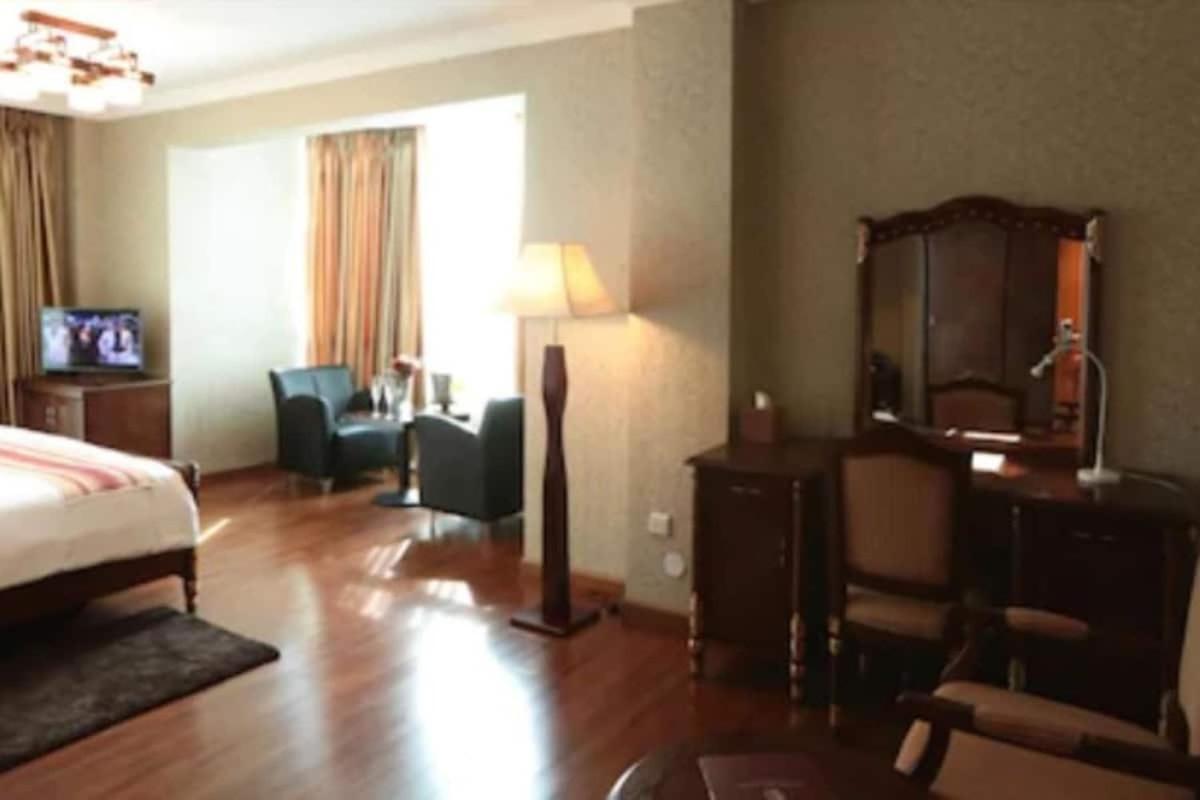 Abyssinia Renaissance Hotel Addis Ababa Bagian luar foto