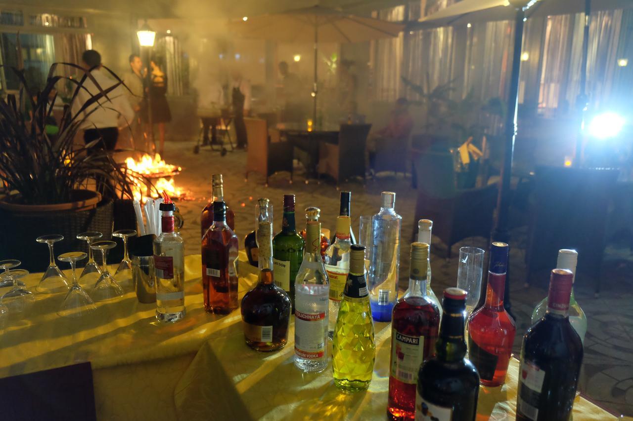 Abyssinia Renaissance Hotel Addis Ababa Bagian luar foto